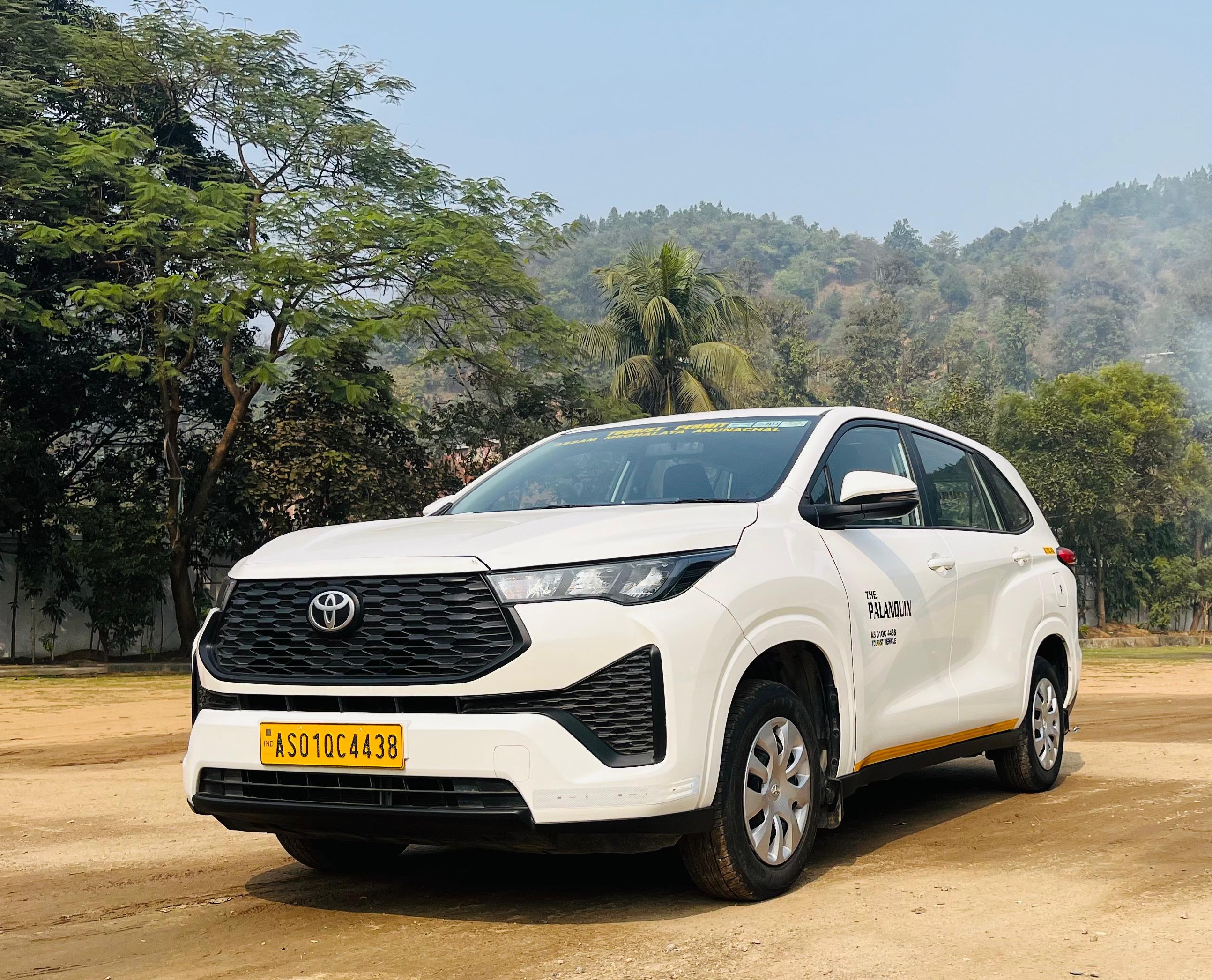 Toyota Innova HyCross